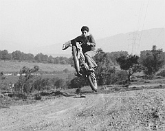 1976 kim 0533  1976 Joaquim Suñol (Puch Minicross 50cc) en el Circuito de Motocross de Les Franqueses (Barcelona) : joaquim suñol, 1976, les franqueses, circuito, puch minicross, mc50